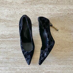 Vintage Gucci Tom Ford-era Velvet GG Bamboo Heel Pumps